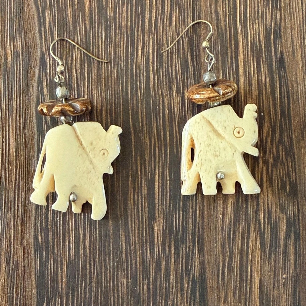 Unbranded Elephant Dangle Earrings Womens OS Cream Boho Animal Jewelry